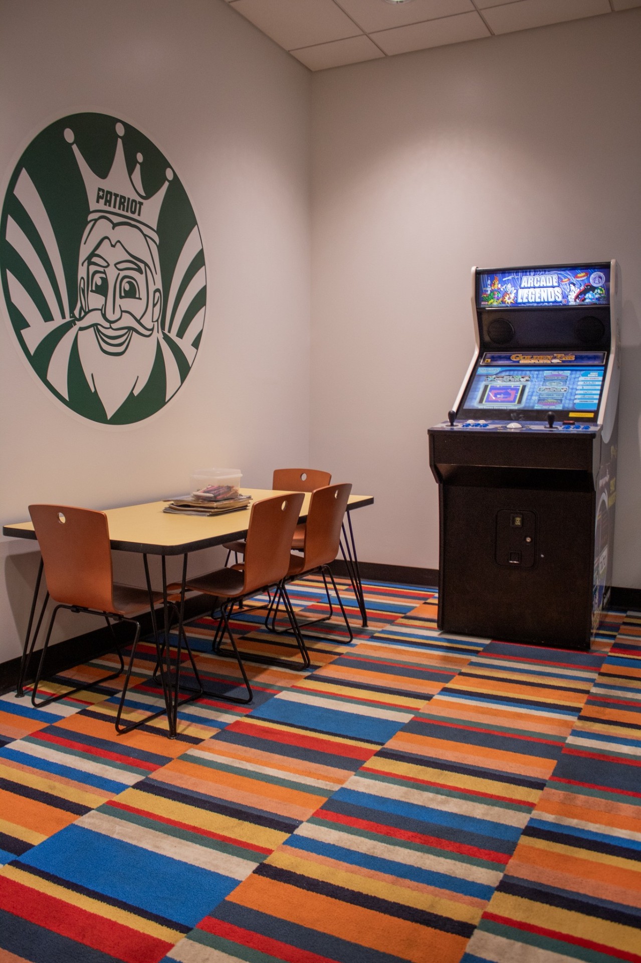 Kids' arcade lounge